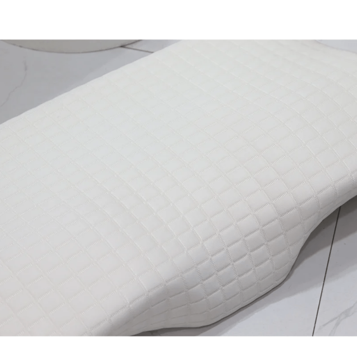 Poduszka ortopedyczna i ergonomiczna do spania – profilowana pod szyję i kręgosłup